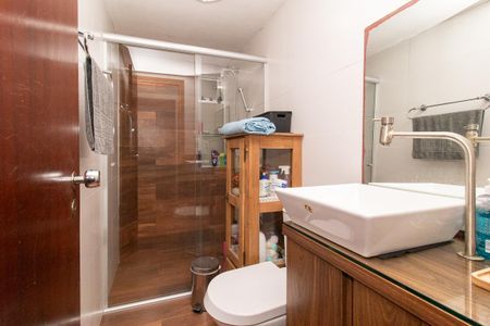 Banheiro Social de apartamento à venda com 3 quartos, 66m² em Água Verde, Curitiba