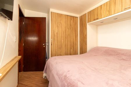 Apartamento à venda com 66m², 3 quartos e 1 vagaQuarto 2