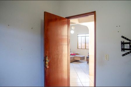 Casa à venda com 360m², 4 quartos e 3 vagas Casa à venda com 360m², 4 quartos e 3 vagasQuarto 1