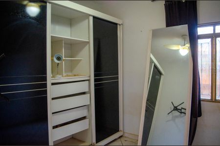 Casa à venda com 360m², 4 quartos e 3 vagas Casa à venda com 360m², 4 quartos e 3 vagasQuarto 1