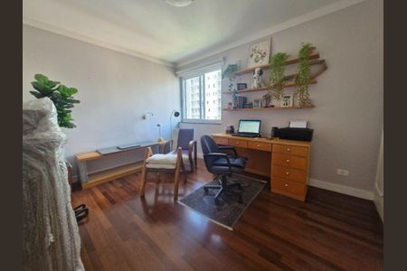 Apartamento à venda com 3 quartos, 300m² em Itaim Bibi, São Paulo