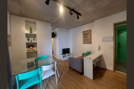 Apartamento à venda com 1 quarto, 60m² em Santo Amaro, São Paulo
