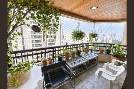 Apartamento à venda com 140m², 4 quartos e 2 vagas