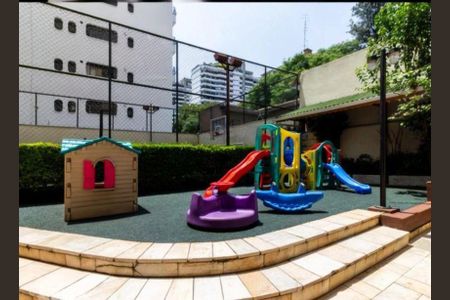 Apartamento à venda com 140m², 4 quartos e 2 vagas