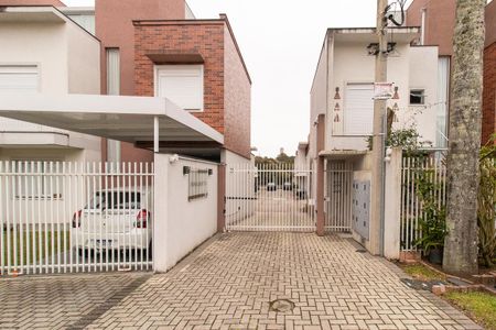 Casa de condomínio à venda com 165m², 3 quartos e 2 vagasFachada