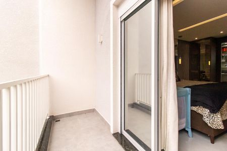 Casa de condomínio à venda com 165m², 3 quartos e 2 vagasSacada