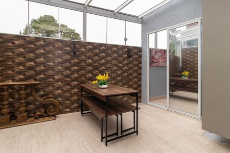 Casa de condomínio à venda com 165m², 3 quartos e 2 vagasÁrea comum