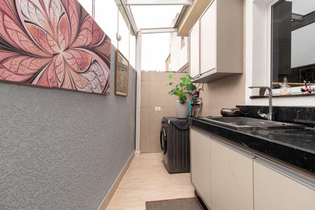 Casa de condomínio à venda com 165m², 3 quartos e 2 vagasÁrea de Serviço