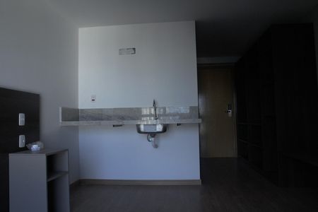 Cozinha de kitnet/studio para alugar com 1 quarto, 24m² em Dom Bosco, Juiz de Fora