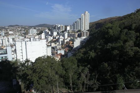 Vista Quarto de kitnet/studio para alugar com 1 quarto, 24m² em Dom Bosco, Juiz de Fora