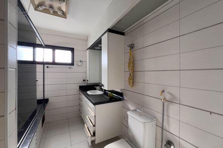 Apartamento para alugar com 252m², 3 quartos e 4 vagas Apartamento para alugar com 252m², 3 quartos e 4 vagasSuite da cobertura