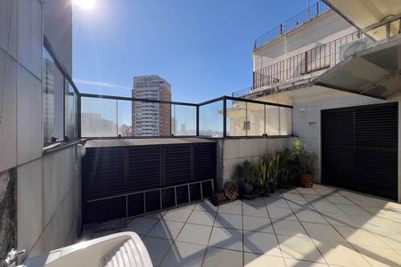 Apartamento para alugar com 252m², 3 quartos e 4 vagas Apartamento para alugar com 252m², 3 quartos e 4 vagasQuintal