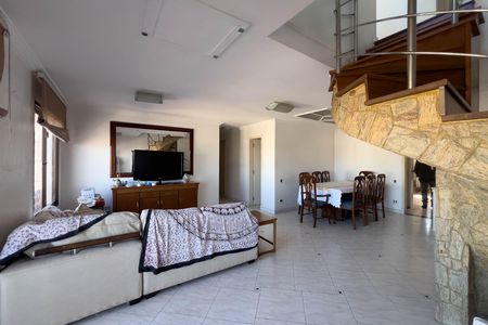 Sala de apartamento para alugar com 3 quartos, 252m² em Vila Monumento, São Paulo