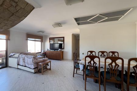 Sala de apartamento para alugar com 3 quartos, 252m² em Vila Monumento, São Paulo