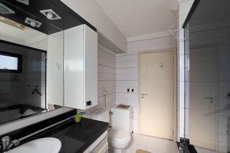 Apartamento para alugar com 252m², 3 quartos e 4 vagas Apartamento para alugar com 252m², 3 quartos e 4 vagasSuite da cobertura