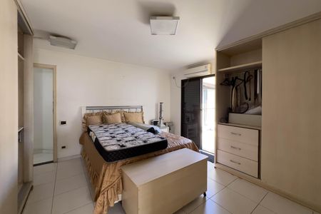 Apartamento para alugar com 252m², 3 quartos e 4 vagas Apartamento para alugar com 252m², 3 quartos e 4 vagasSuite da cobertura