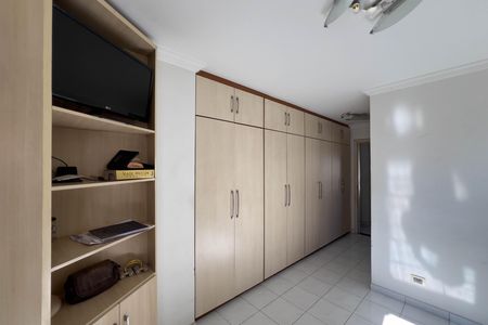 Apartamento para alugar com 252m², 3 quartos e 4 vagas Apartamento para alugar com 252m², 3 quartos e 4 vagasQuarto 2