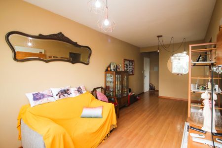 Sala de apartamento à venda com 3 quartos, 80m² em Tristeza, Porto Alegre