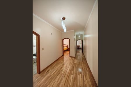 Casa à venda com 132m², 2 quartos e 2 vagasCorredor - Quartos