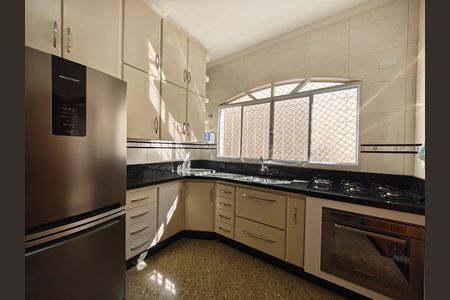 Casa à venda com 132m², 2 quartos e 2 vagasCozinha