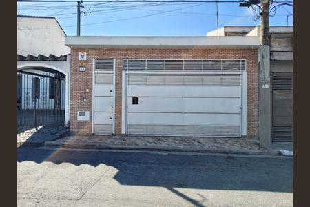 Casa à venda com 132m², 2 quartos e 2 vagasFachada