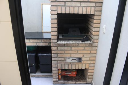 Casa de condomínio à venda com 114m², 2 quartos e 2 vagasQuintal