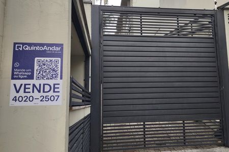 Casa de condomínio à venda com 114m², 2 quartos e 2 vagas Casa de condomínio à venda com 114m², 2 quartos e 2 vagasPlaca