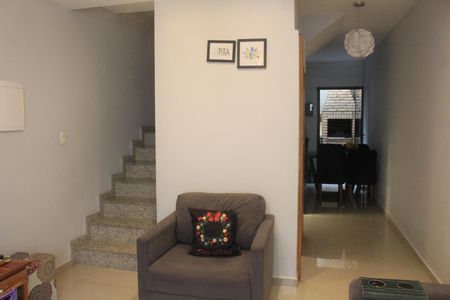 Sala de casa de condomínio à venda com 2 quartos, 114m² em Santa Maria, São Caetano do Sul
