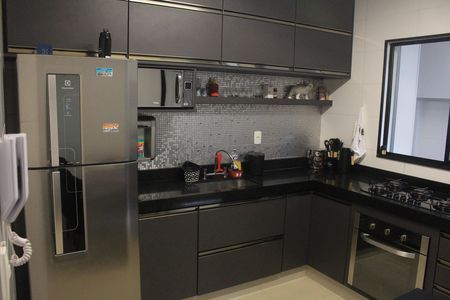 Casa de condomínio à venda com 114m², 2 quartos e 2 vagasCozinha
