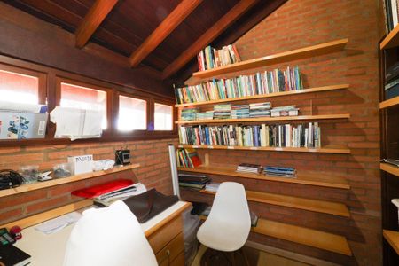 Casa de Condomínio à venda com 3 quartos, 319m² em Jardim Botânico (sousas), Campinas