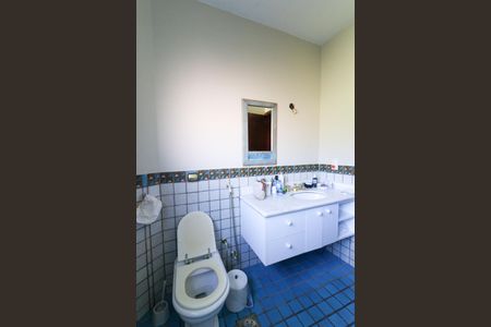 Casa de condomínio à venda com 319m², 3 quartos e 4 vagas