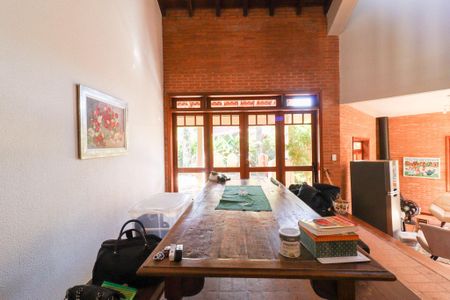Casa de condomínio à venda com 319m², 3 quartos e 4 vagas