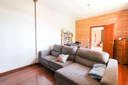 Casa de condomínio à venda com 319m², 3 quartos e 4 vagas