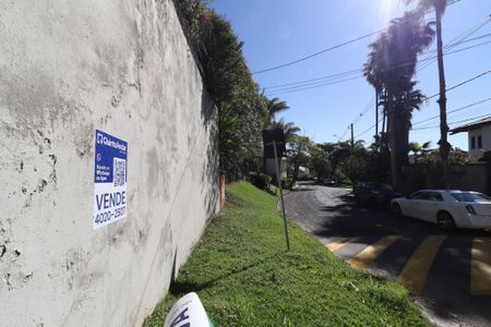 Casa de condomínio à venda com 319m², 3 quartos e 4 vagas