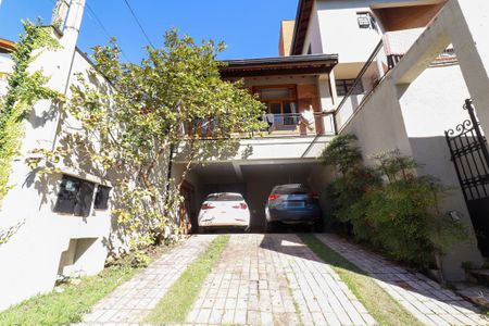 Casa de condomínio à venda com 319m², 3 quartos e 4 vagas