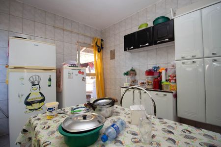 Casa à venda com 735m², 4 quartos e 3 vagasCozinha