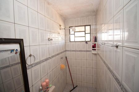Casa à venda com 735m², 4 quartos e 3 vagasBanheiro da Suíte
