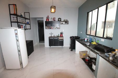 Casa para alugar com 200m², 3 quartos e 5 vagasCozinha