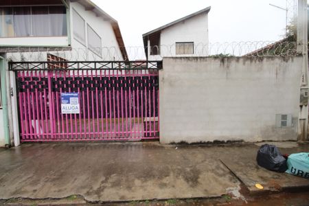 Casa para alugar com 200m², 3 quartos e 5 vagasFachada