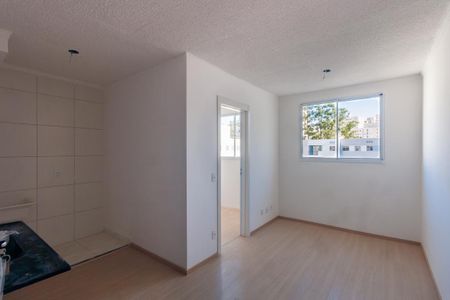 Sala de apartamento para alugar com 2 quartos, 34m² em Cidade São Mateus, São Paulo