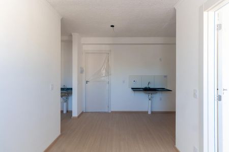Sala de apartamento para alugar com 2 quartos, 34m² em Cidade São Mateus, São Paulo