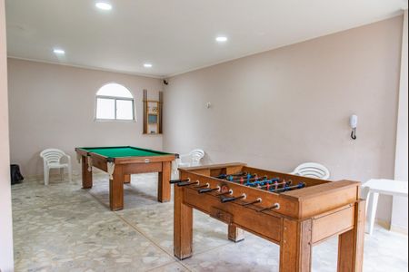 Apartamento à venda com 42m², 2 quartos e 1 vaga Apartamento à venda com 42m², 2 quartos e 1 vagaSala de jogos
