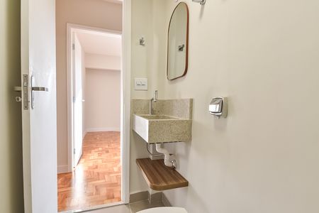 Apartamento à venda com 42m², 2 quartos e 1 vaga Apartamento à venda com 42m², 2 quartos e 1 vagaBanheiro