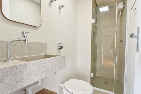 Apartamento à venda com 42m², 2 quartos e 1 vaga Apartamento à venda com 42m², 2 quartos e 1 vagaBanheiro