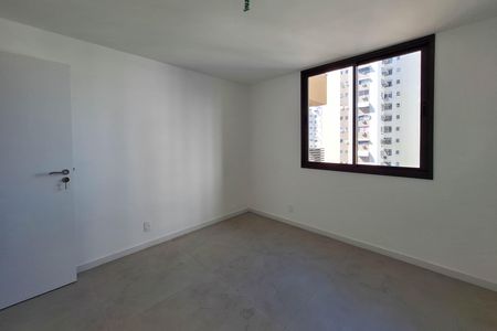 Apartamento para alugar com 126m², 3 quartos e 2 vagasSuíte 1