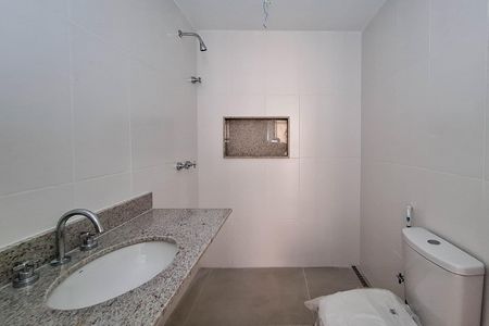 Apartamento para alugar com 126m², 3 quartos e 2 vagasBanheiro da Suíte 2