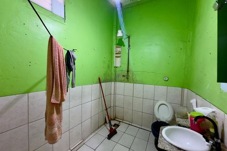Casa à venda com 437m², 2 quartos e 3 vagas Casa à venda com 437m², 2 quartos e 3 vagasBanheiro