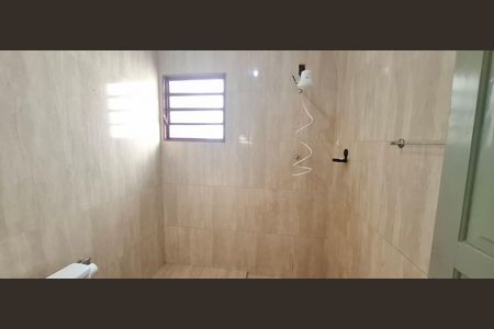 Casa para alugar com 350m², 3 quartos e 3 vagasBanheiro
