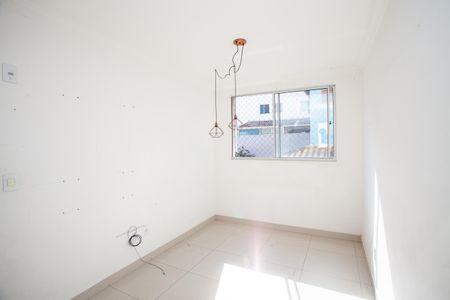 Sala de apartamento à venda com 2 quartos, 58m² em Cabral, Contagem