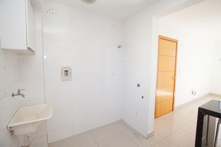 Apartamento à venda com 58m², 2 quartos e 1 vagaCozinha e Área de Serviço